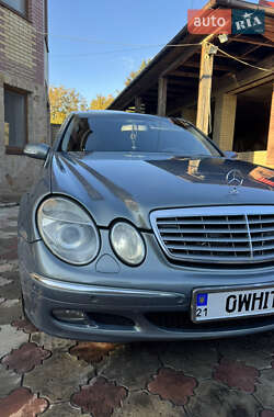 Седан Mercedes-Benz E-Class 2004 в Чугуеве