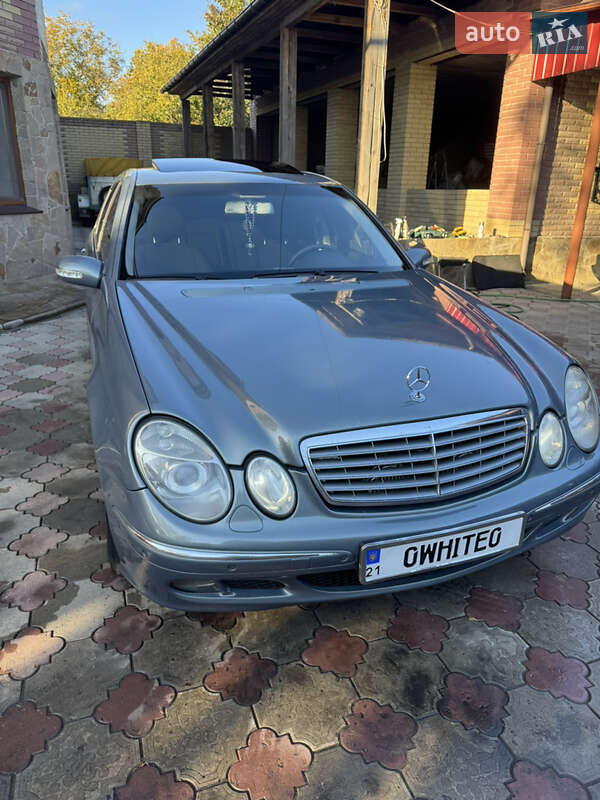 Седан Mercedes-Benz E-Class 2004 в Чугуеве фото 12 Седан Mercedes-Benz E-Class 2004 в Чугуеве