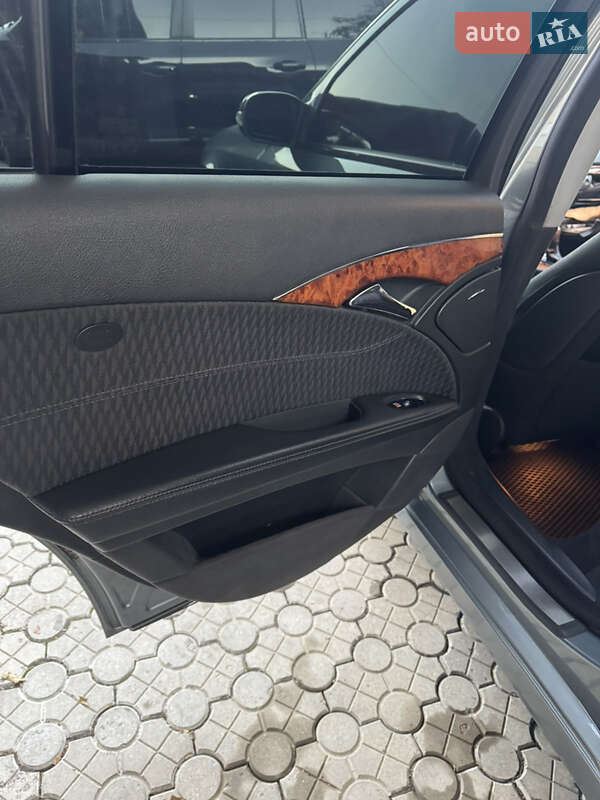 Седан Mercedes-Benz E-Class 2004 в Чугуеве фото 31 Седан Mercedes-Benz E-Class 2004 в Чугуеве