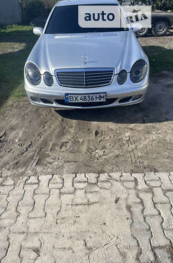 Седан Mercedes-Benz E-Class 2005 в Білогір'ї