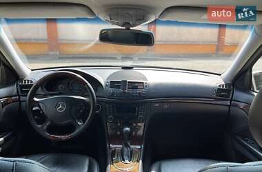 Седан Mercedes-Benz E-Class 2005 в Коломые