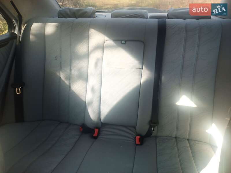 Седан Mercedes-Benz E-Class 1998 в Корсуне-Шевченковском