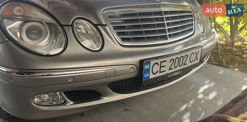 Седан Mercedes-Benz E-Class 2006 в Вижнице