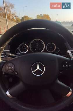 Универсал Mercedes-Benz E-Class 2010 в 