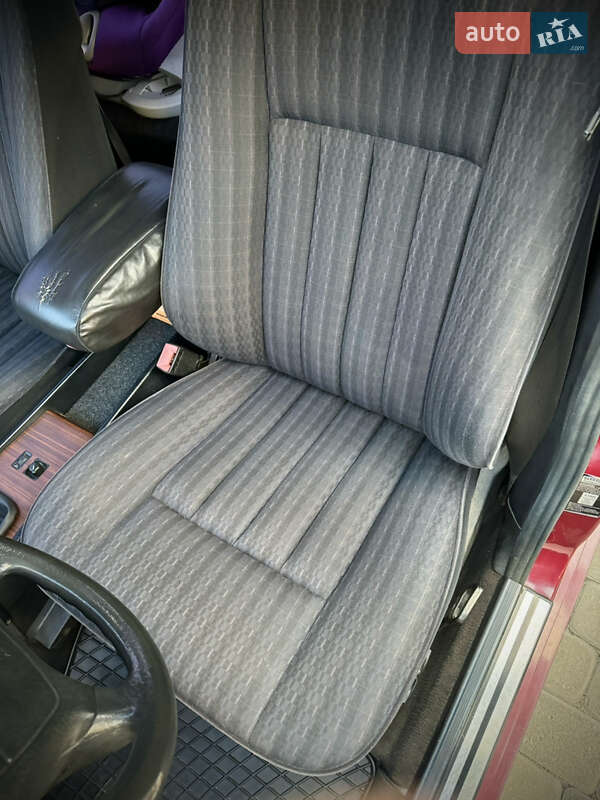 Седан Mercedes-Benz E-Class 1993 в Дніпрі фото 7 Седан Mercedes-Benz E-Class 1993 в Дніпрі