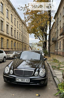 Седан Mercedes-Benz E-Class 2004 в Львові