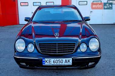 Седан Mercedes-Benz E-Class 2000 в Днепре