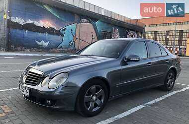 Седан Mercedes-Benz E-Class 2007 в Луцке