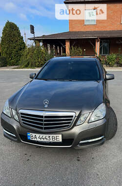 Седан Mercedes-Benz E-Class 2012 в Кропивницькому