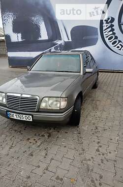 Седан Mercedes-Benz E-Class 1994 в Хмельницькому