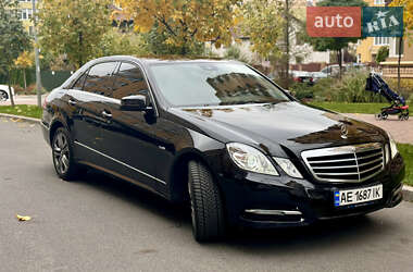 Mercedes-Benz E-Class 2011