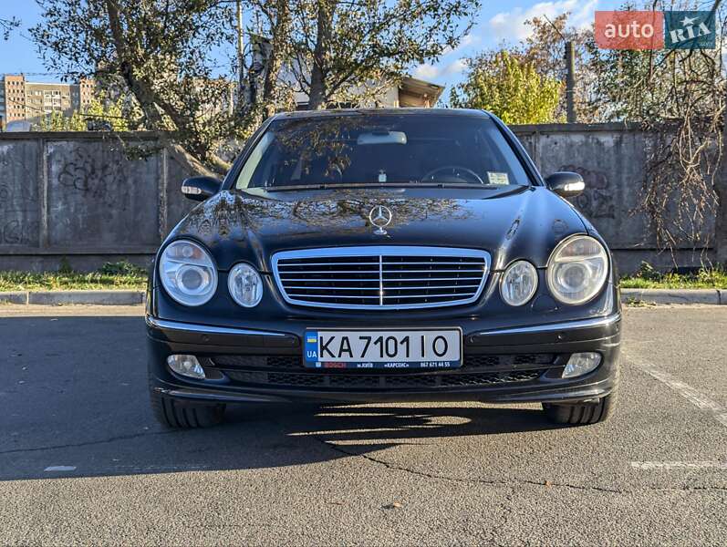 Mercedes-Benz E-Class 2004
