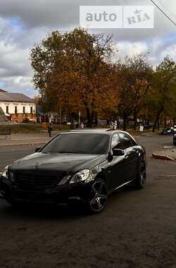 Седан Mercedes-Benz E-Class 2012 в Умані