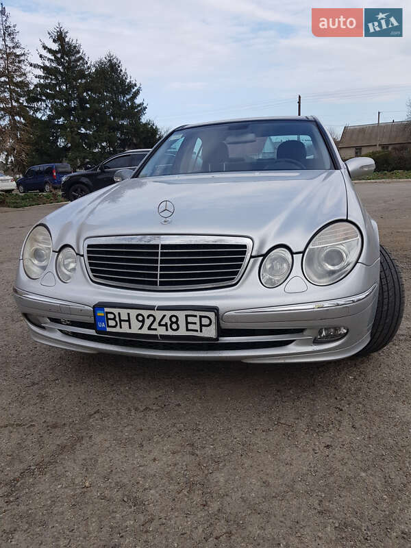 Седан Mercedes-Benz E-Class 2005 в Білгороді-Дністровському