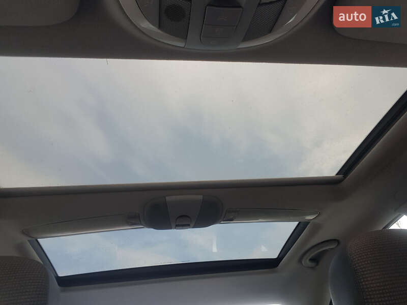 Седан Mercedes-Benz E-Class 2005 в Білгороді-Дністровському