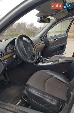 Седан Mercedes-Benz E-Class 2005 в 