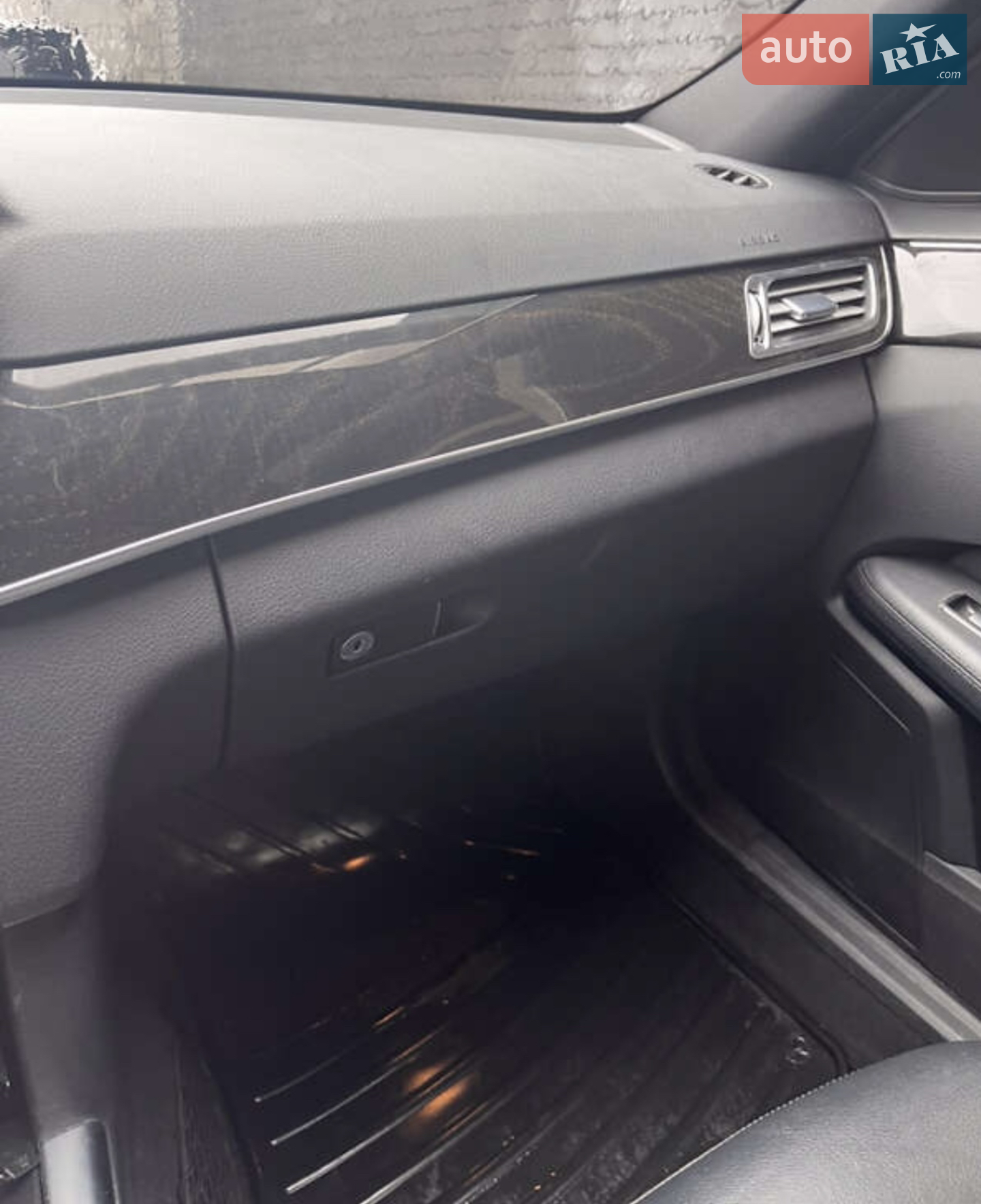 2014 Mercedes-Benz E-klasse - мініатюра 31