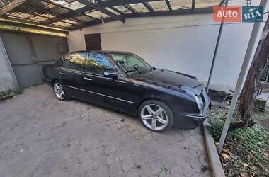 Седан Mercedes-Benz E-Class 1996 в Одессе