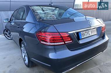 Седан Mercedes-Benz E-Class 2013 в Львове