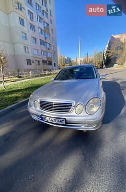 Седан Mercedes-Benz E-Class 2004 в Николаеве