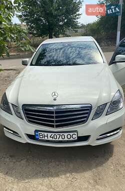 Седан Mercedes-Benz E-Class 2011 в Татарбунарах