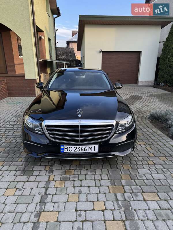 Седан Mercedes-Benz E-Class 2017 в Яворові фото 2 Седан Mercedes-Benz E-Class 2017 в Яворові
