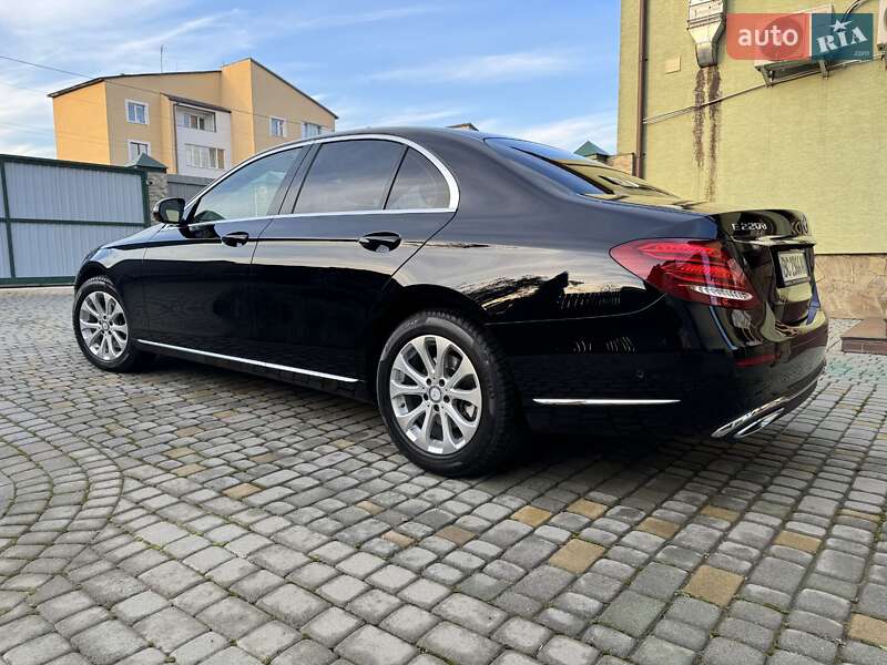 Седан Mercedes-Benz E-Class 2017 в Яворові фото 11 Седан Mercedes-Benz E-Class 2017 в Яворові