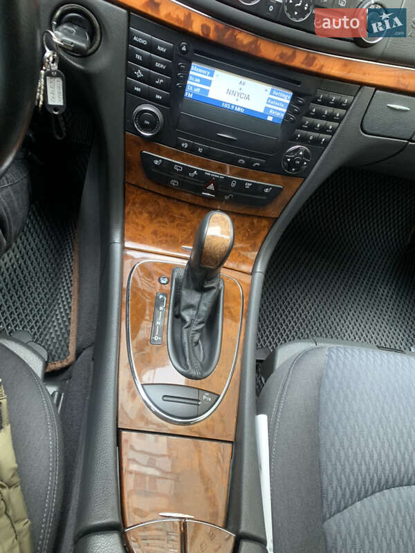 Універсал Mercedes-Benz E-Class 2004 в Вінниці