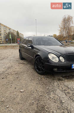 Седан Mercedes-Benz E-Class 2002 в Харкові