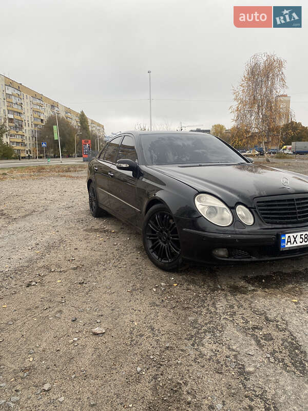 Седан Mercedes-Benz E-Class 2002 в Харькове