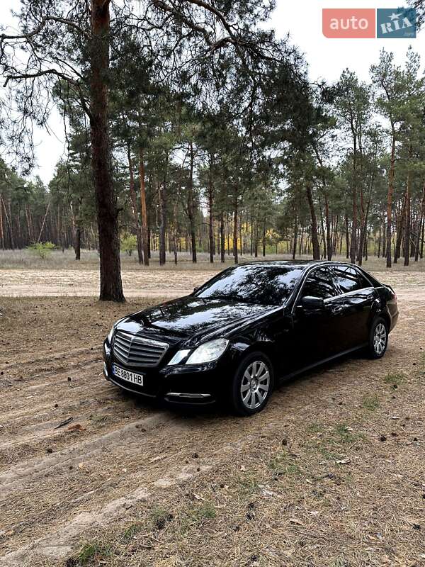 Седан Mercedes-Benz E-Class 2013 в Миколаєві фото 8 Седан Mercedes-Benz E-Class 2013 в Миколаєві