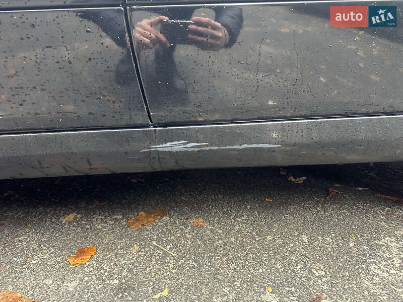 Седан Mercedes-Benz E-Class 2004 в Черкасах