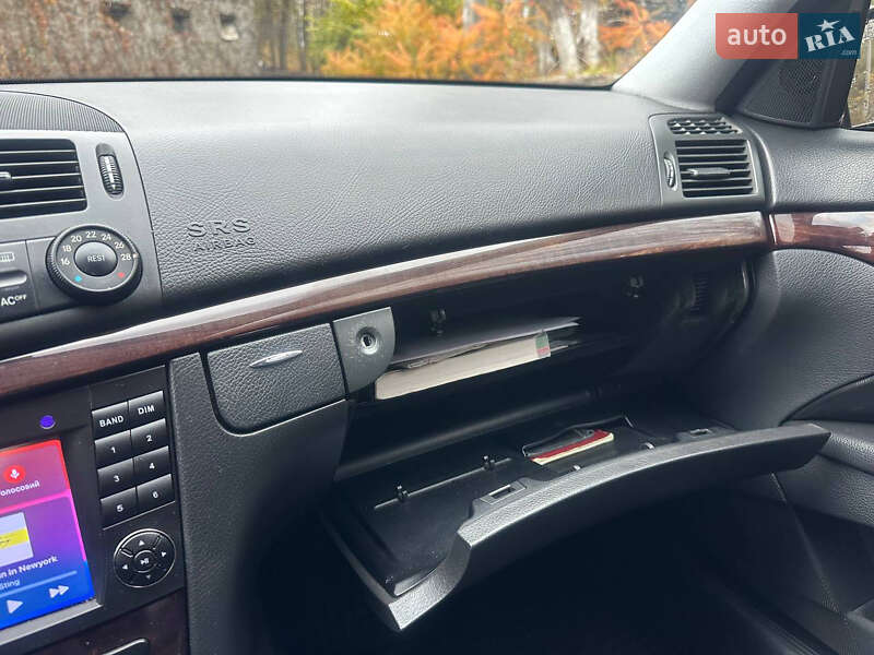 Седан Mercedes-Benz E-Class 2004 в Черкасах