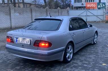 Седан Mercedes-Benz E-Class 2001 в Миколаєві