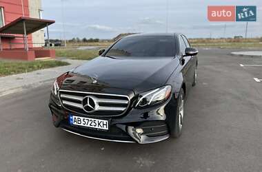 Седан Mercedes-Benz E-Class 2016 в Киеве