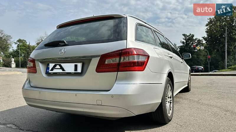 Универсал Mercedes-Benz E-Class 2011 в Киеве