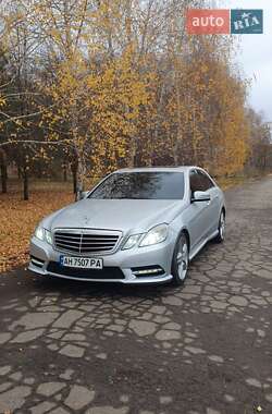 Седан Mercedes-Benz E-Class 2012 в Краматорську