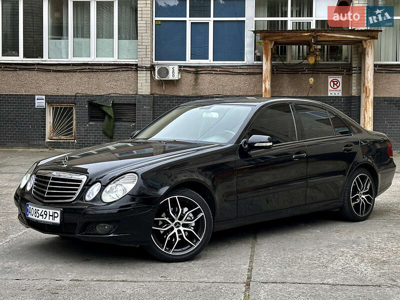 Седан Mercedes-Benz E-Class 2009 в Нетішині