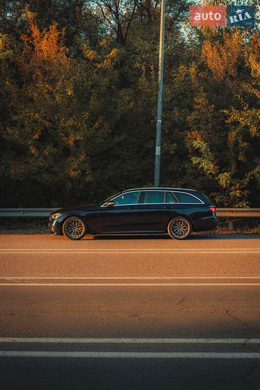 Универсал Mercedes-Benz E-Class 2018 в Ужгороде