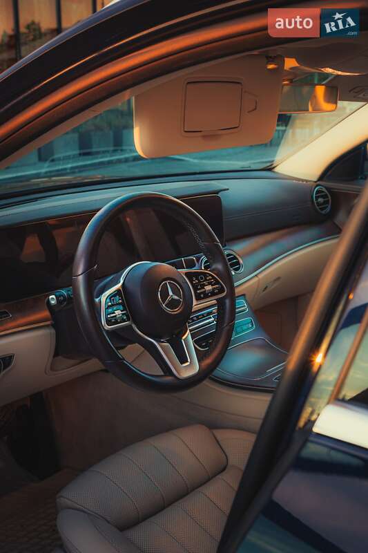 Универсал Mercedes-Benz E-Class 2018 в Ужгороде