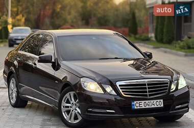 Седан Mercedes-Benz E-Class 2010 в Львові