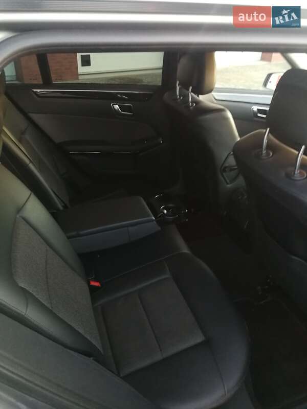 Универсал Mercedes-Benz E-Class 2013 в Ивано-Франковске