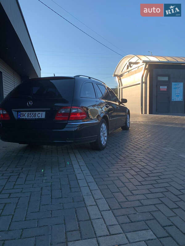 Универсал Mercedes-Benz E-Class 2006 в Сарнах