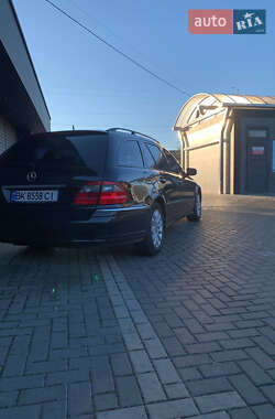 Универсал Mercedes-Benz E-Class 2006 в 