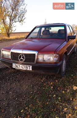 Седан Mercedes-Benz E-Class 1989 в Новоархангельске