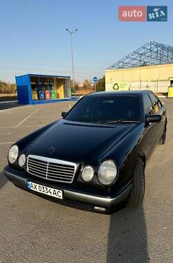 Седан Mercedes-Benz E-Class 1998 в 