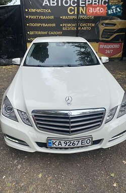 Mercedes-Benz E-Class 2011