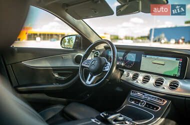 Седан Mercedes-Benz E-Class 2019 в Черновцах