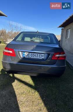 Седан Mercedes-Benz E-Class 2010 в Черновцах