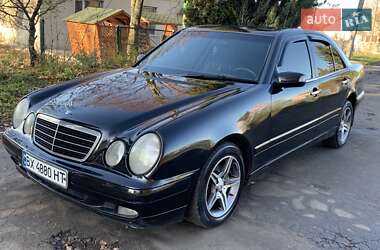 Седан Mercedes-Benz E-Class 2001 в Теофіполі